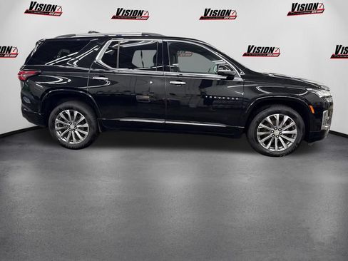 Used 2023 Chevrolet Traverse Premier AWD/4WD image 4