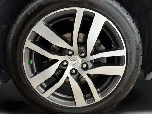 Used 2016 Honda Pilot Touring image 36