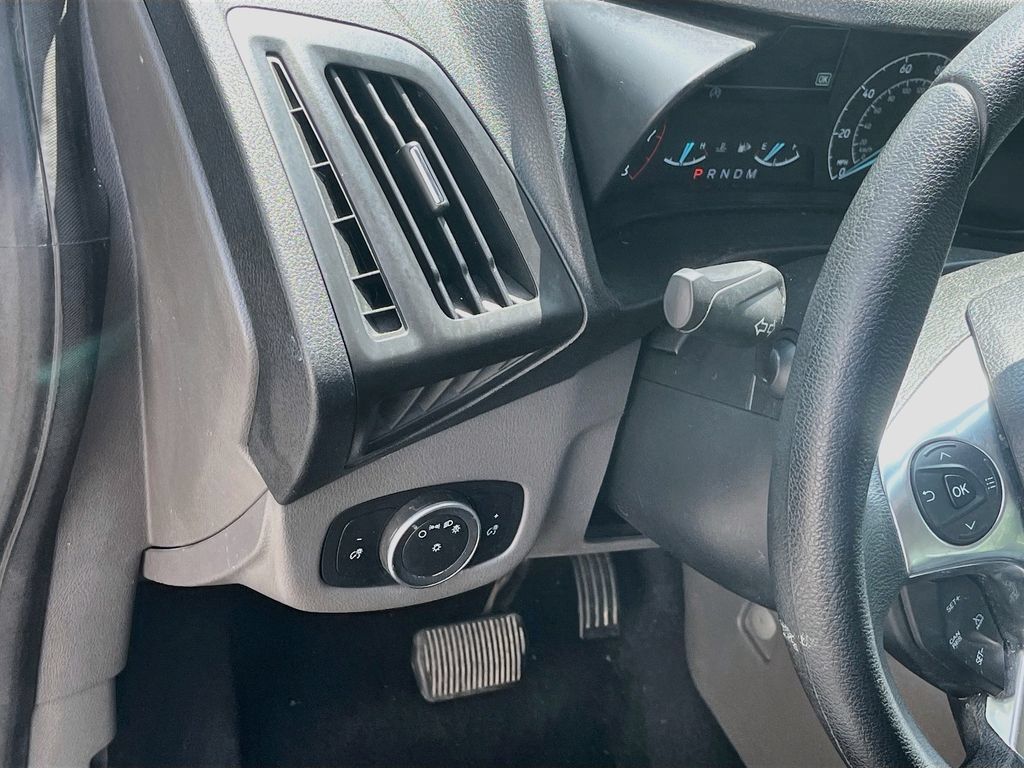 Used 2022 Ford Transit Connect XL FWD image 10