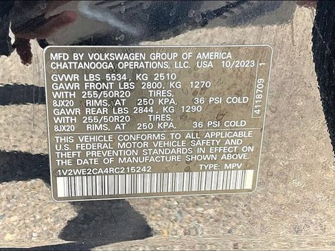 Used 2024 Volkswagen Atlas Cross Sport SE FWD image 19