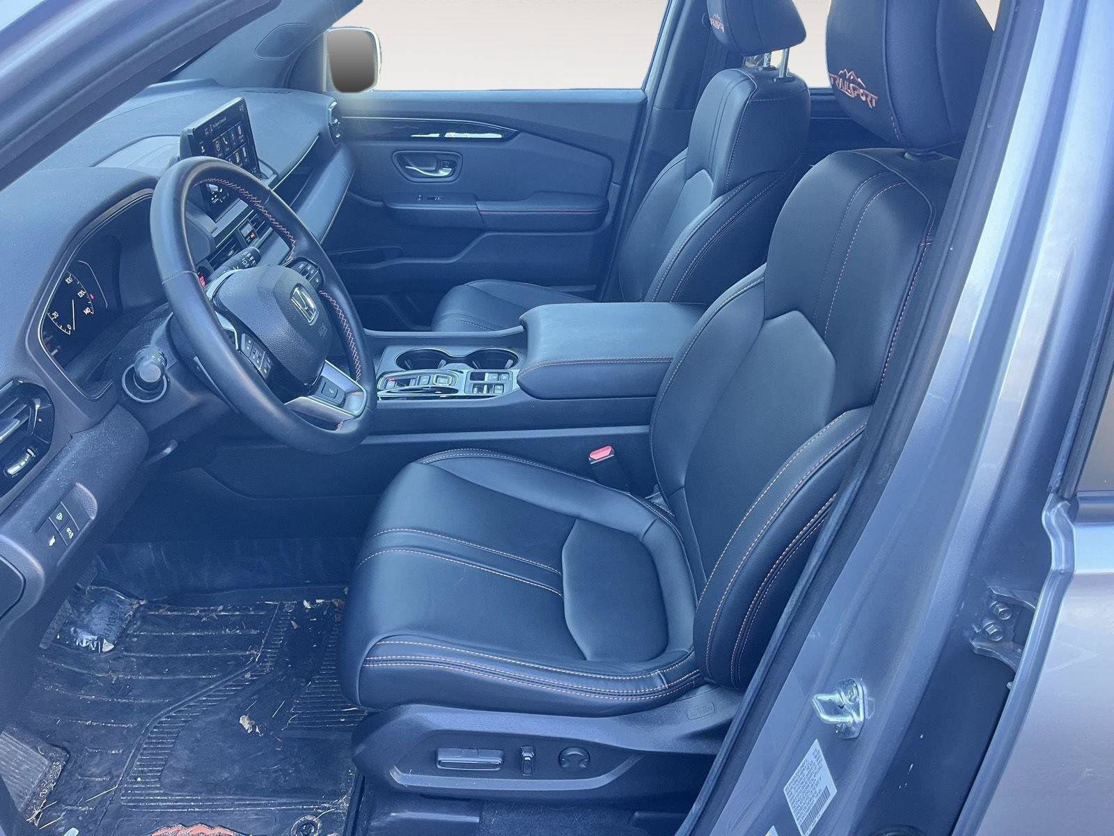 Certified 2025 Honda Pilot TrailSport image 26