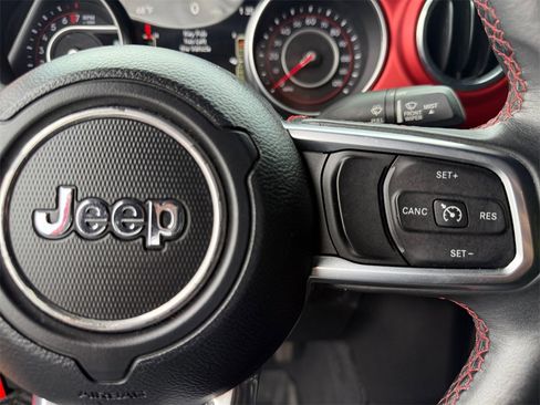 Used 2018 Jeep Wrangler Unlimited Rubicon image 26