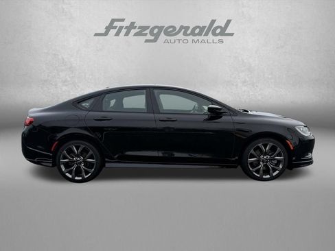 Used 2016 Chrysler 200 S w/ Navigation & Sound Group I FWD image 7
