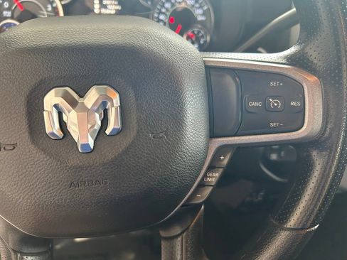 Used 2024 RAM 3500 Tradesman w/ Chrome Appearance Group AWD/4WD image 29