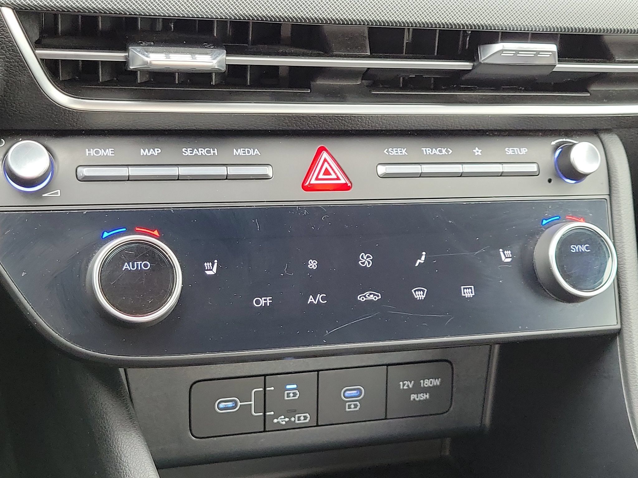 Used 2025 Hyundai Sonata SEL FWD image 19