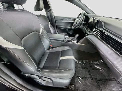 Used 2025 Toyota Camry SE FWD image 26