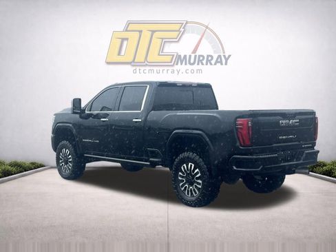 Used 2025 GMC Sierra 2500 Denali Ultimate w/ Max Trailering Package image 2