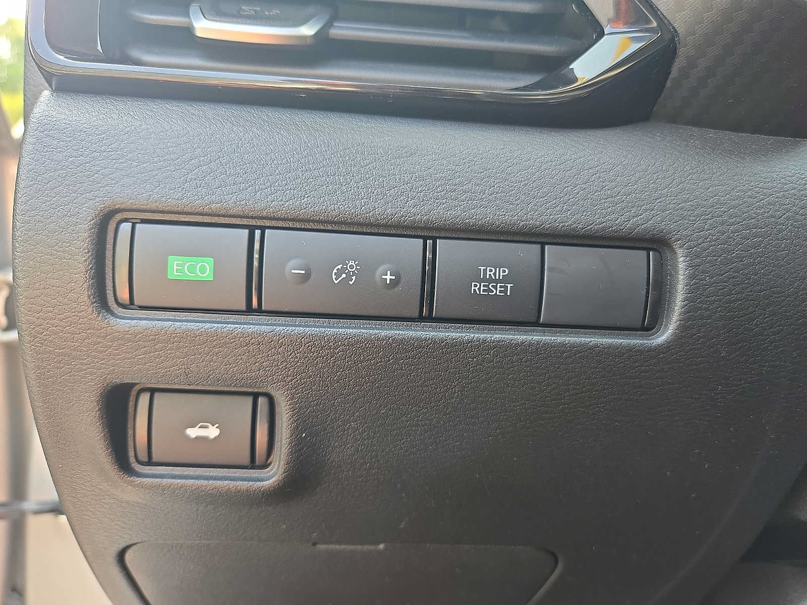 Used 2023 Nissan Sentra SV w/ All-Weather Package FWD image 22