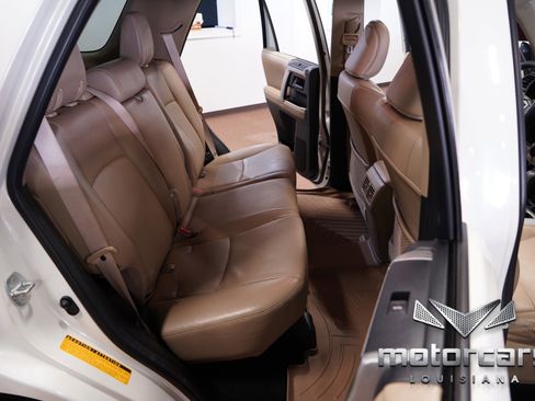 Used 2012 Toyota 4Runner SR5 image 36