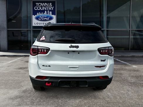 Used 2022 Jeep Compass Trailhawk w/ Trailhawk Convenience Group AWD/4WD image 5