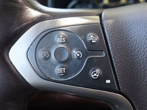 Used 2016 Chevrolet Silverado 2500 High Country w/ Duramax Plus Package AWD/4WD image 30