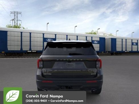 New 2026 Ford Explorer Active AWD/4WD image 6