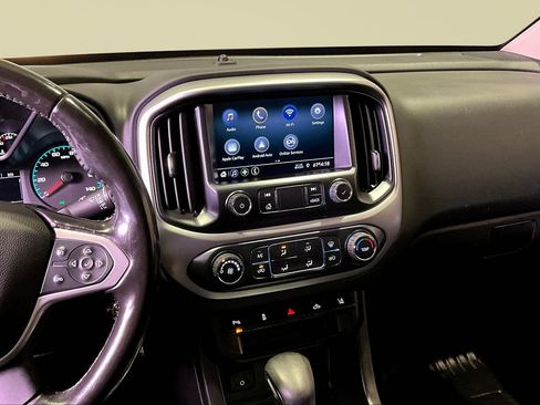 Used 2022 Chevrolet Colorado LT w/ Fleet Safety Package image 10