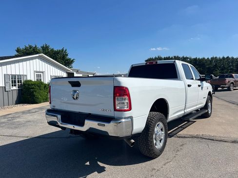 Used 2022 RAM 2500 Tradesman w/ Chrome Appearance Group AWD/4WD image 5