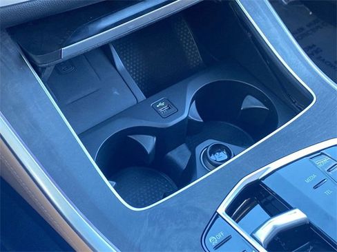 Certified 2024 BMW X5 xDrive40i w/ Premium Package image 32