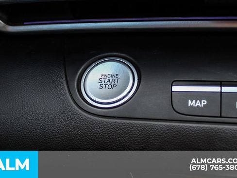Used 2024 Hyundai Elantra SEL FWD image 27