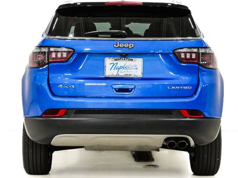 Used 2022 Jeep Compass Limited w/ Sun and Sound Group AWD/4WD image 7