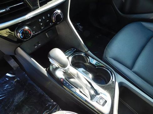 Used 2024 Buick Encore GX Sport Touring w/ Comfort Package image 18