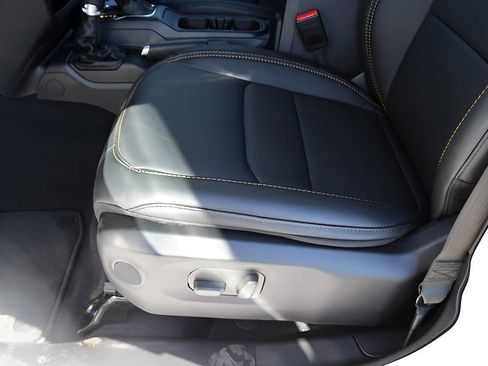 New 2026 Jeep Gladiator Sport image 12