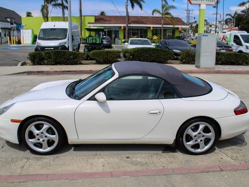 Used 2000 Porsche 911 Cabriolet image 2