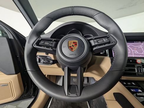 New 2026 Porsche Macan image 36