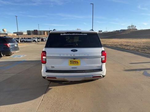 Used 2024 Ford Expedition Max XLT AWD/4WD image 4