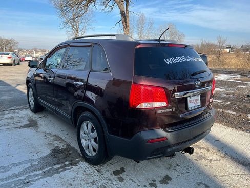Used 2013 Kia Sorento LX AWD/4WD image 4