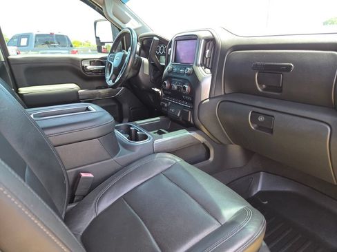 Used 2020 Chevrolet Silverado 1500 LTZ w/ LTZ Plus Package RWD image 13