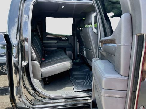 Used 2025 Chevrolet Silverado 1500 High Country w/ Midnight Edition RWD image 28