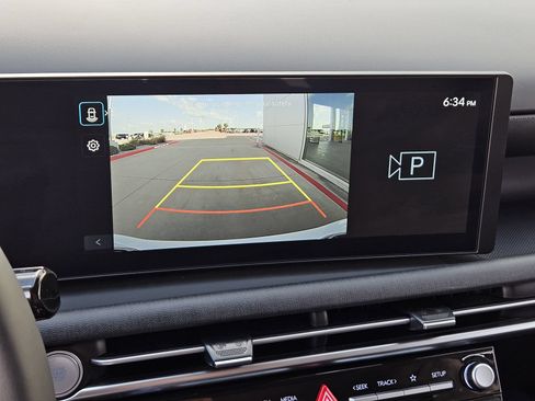 Used 2025 Hyundai Tucson SEL FWD image 21
