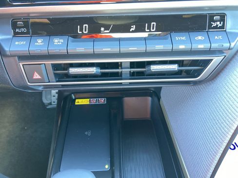 Certified 2026 Toyota Camry SE image 17