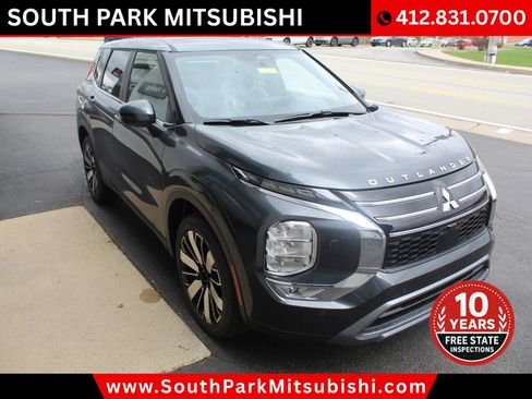 New 2025 Mitsubishi Outlander SE image 5