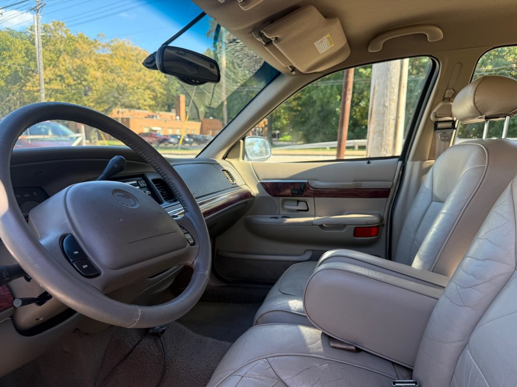 Used 2000 Mercury Grand Marquis LS RWD image 7