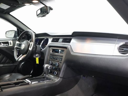 Used 2011 Ford Mustang Premium w/ Security Pkg image 23