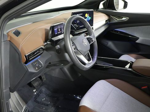 Used 2023 Volkswagen ID.4 Pro image 23