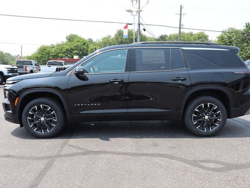 New 2026 Chevrolet Traverse LT w/ Sun and Wheel Package AWD/4WD image 37
