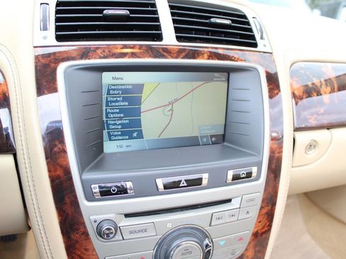 Used 2011 Jaguar XK Convertible image 24