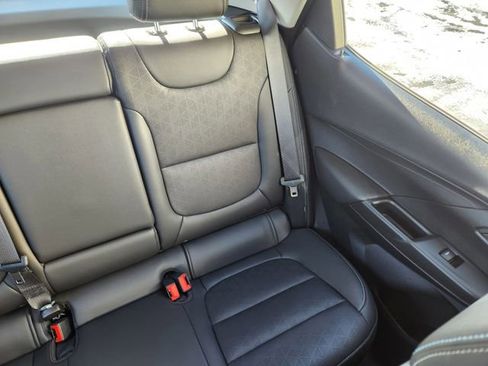 Used 2023 Chevrolet Bolt LT w/ Infotainment Package image 18