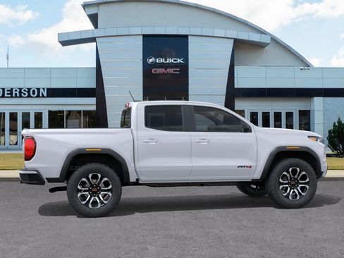 New 2026 GMC Canyon AT4 w/ AT4 Premium Package AWD/4WD image 5