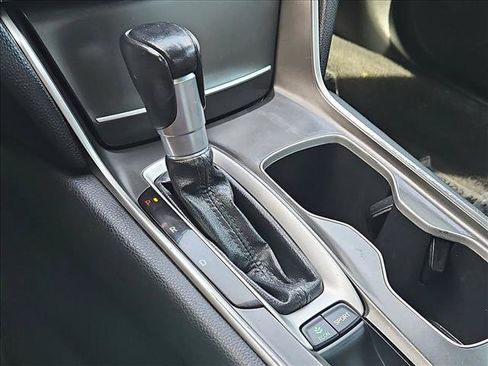 Used 2020 Honda Accord Sport image 18