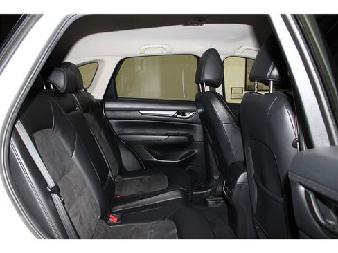 Used 2019 MAZDA CX-5 Touring image 22