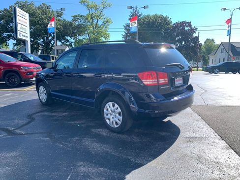 Used 2017 Dodge Journey SE w/ Flexible Seating Group FWD image 5