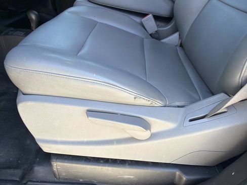 Used 2015 Chevrolet Silverado 2500 W/T w/ WT Convenience Package AWD/4WD image 17