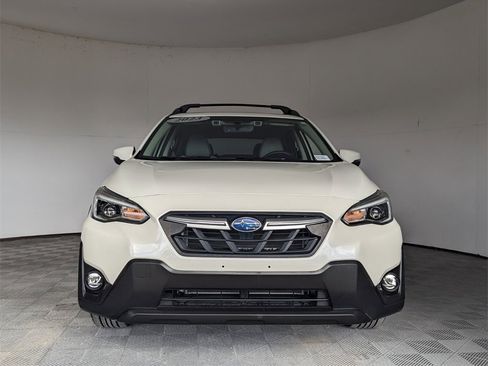 Used 2023 Subaru Crosstrek 2.5i Limited w/ Moonroof Package image 3