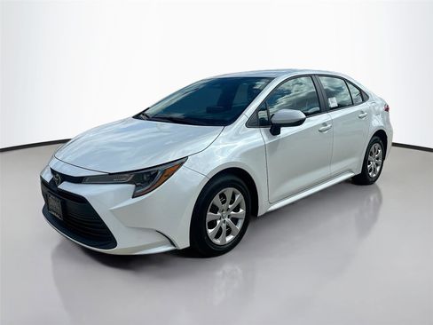 New 2026 Toyota Corolla LE image 4