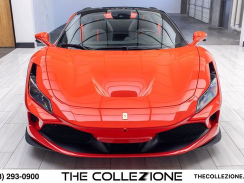 Used 2022 Ferrari F8 Tributo RWD image 9
