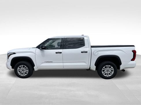 Used 2023 Toyota Tundra SR5 w/ SR5 Convenience Package AWD/4WD image 20