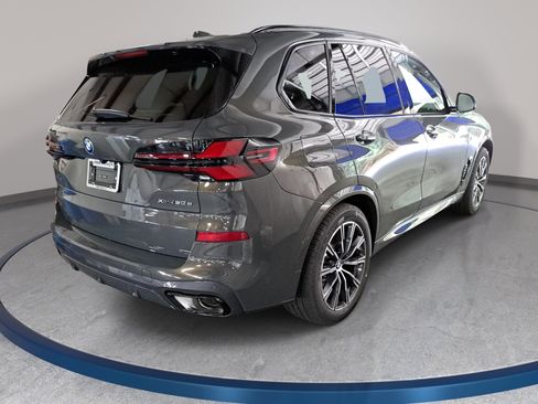 New 2026 BMW X5 xDrive50e w/ M Sport Package AWD/4WD image 5