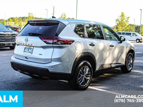 Used 2024 Nissan Rogue S AWD/4WD image 5