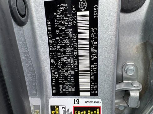 Used 2025 Toyota Camry LE image 23